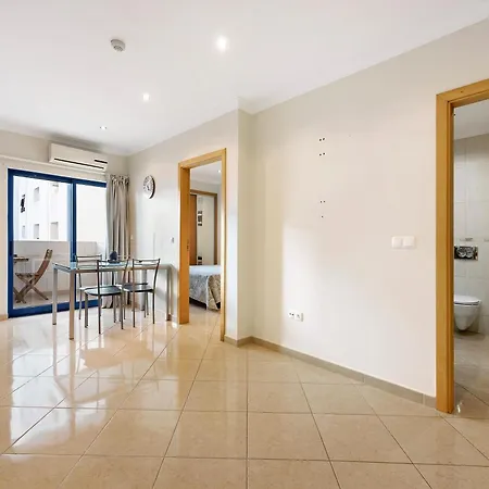 Apartment Clube Da Rocha 3 *